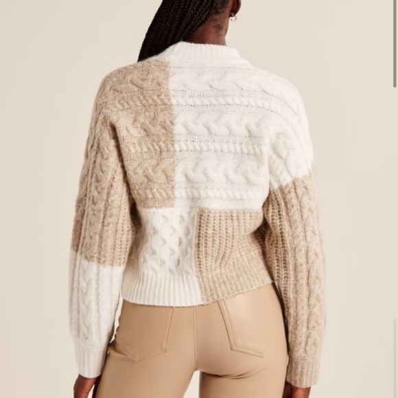 Abercrombie & Fitch Tonal Patchwork Dolman Sweater - Picture 6 of 7